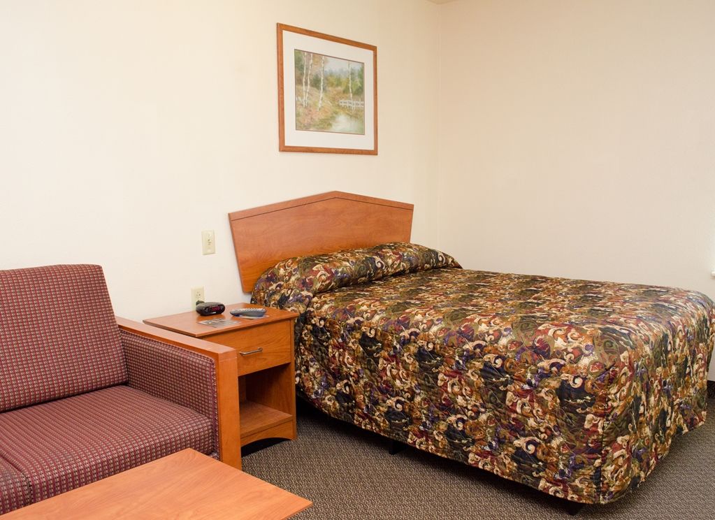 Woodspring Suites Louisville Southeast Forest Hills 客房 照片